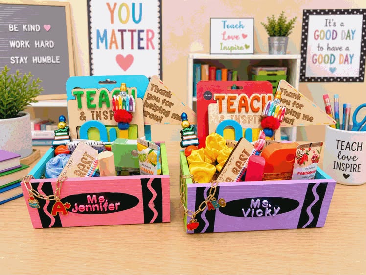 Customized Female Teacher Crates