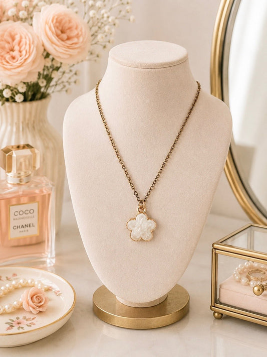 Pearlescent Floral Pendant Necklace